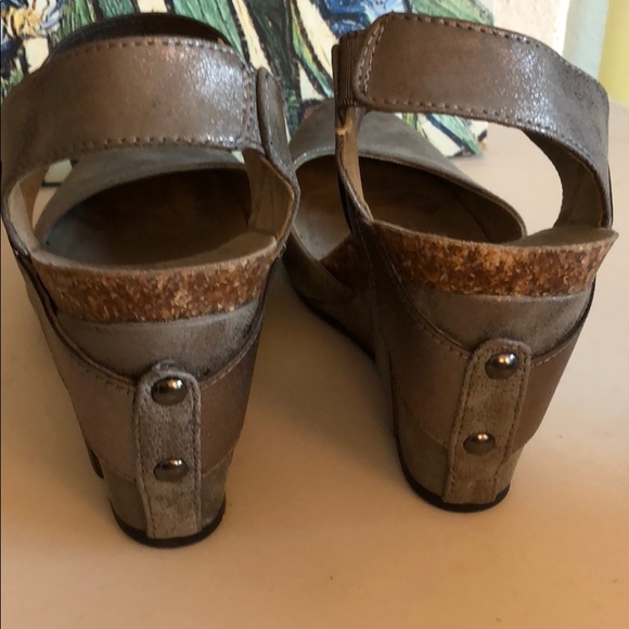 Wedges - Picture 3 of 5